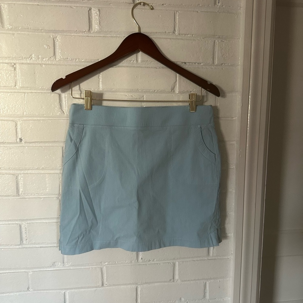 Light blue skort, size 4
